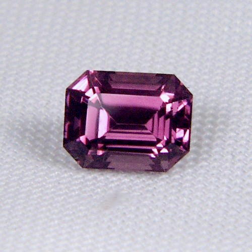 Color Shift Pink Umbalite Garnet Tanzania 2.33ct  Litnon.com