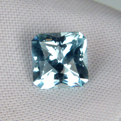 USA Cut Brilliant Blue Aquamarine Vietnam 3.84 ct  Litnon.com