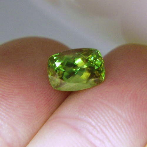 Multi -Color Fire Natural Sphene Pakistan 3.54ct  Litnon.com
