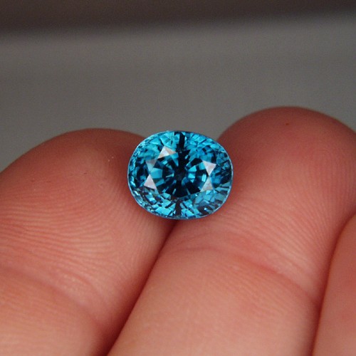 Special Color and Quality Blue Zircon Cambodia 6.55 ct  Litnon.com