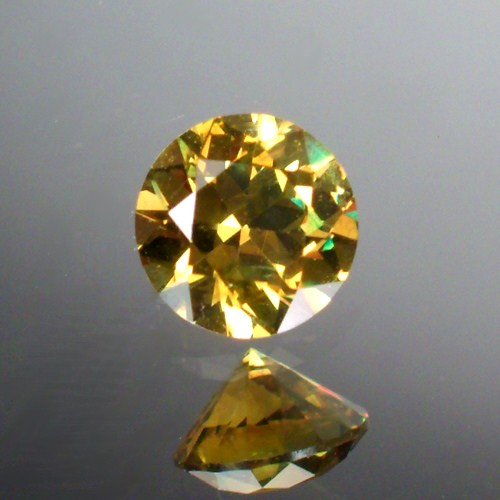 Brilliant Quality Color Change Russian Demantoid Garnet  Litnon.com