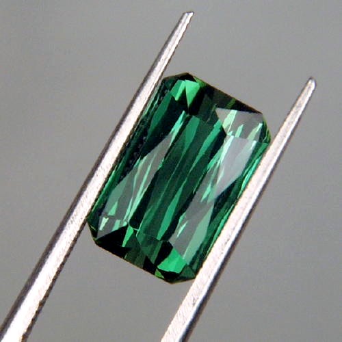 Bright Color Fine Green Tourmaline Namibia 3.88ct  Litnon.com