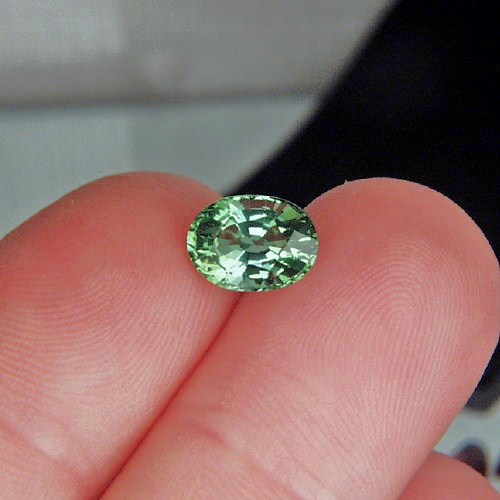 Bright and Pretty Mozambique Tourmaline 2.68ct  Litnon.com