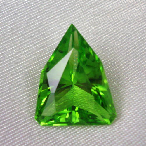 Top Gem Fine Cut and Color Pakistan Peridot 4.59 ct  Litnon.com