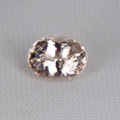 Bright Golden Precious Topaz Pakistan 2.31 ct  Litnon.com