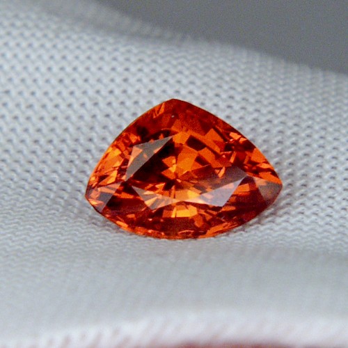 Color and Fire Mandarin Spessartite Garnet 2.88 ct  Litnon.com