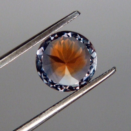 Unusual Color Golden Orange Montana Sapphire 2.39ct  Litnon.com