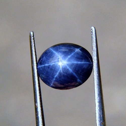 Strong Star Untreated Star Sapphire Sri Lanka 3.60 ct  Litnon.com