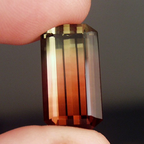Big Bright and Clean Bi-Color Afghan Tourmaline 22.20ct  Litnon.com