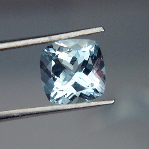 Nice Color and Bright Top Cut Brazil Aquamarine 2.14 ct  Litnon.com