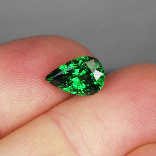 Quality Chrome Green Tsavorite Kenya 3.56 ct  Litnon.com