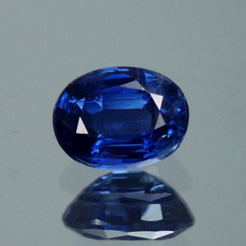Sapphire Royal Blue Natural Kyanite India 3.90 ct  Litnon.com