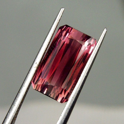  Bright and Clean Red - Pink Afghan Tourmaline 4.22 ct  Litnon.com