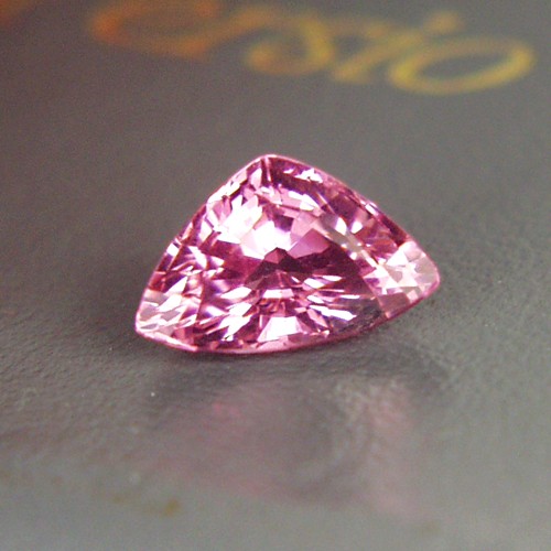 Color and Cut Fine Hot Pink Tourmaline Nigeria 2.57 ct  Litnon.com