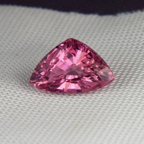 Color and Cut Fine Hot Pink Tourmaline Nigeria 2.57 ct  Litnon.com