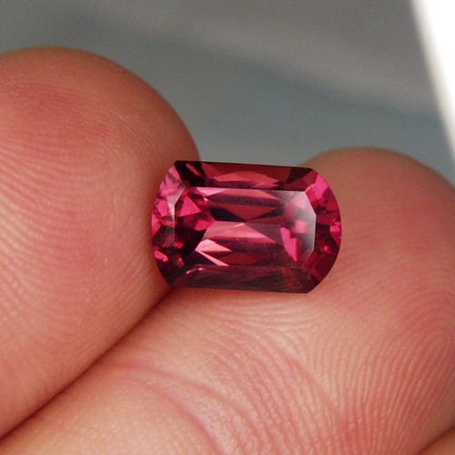 Fancy Cut Color Shift Nigerian Tourmaline 3.23ct  Litnon.com