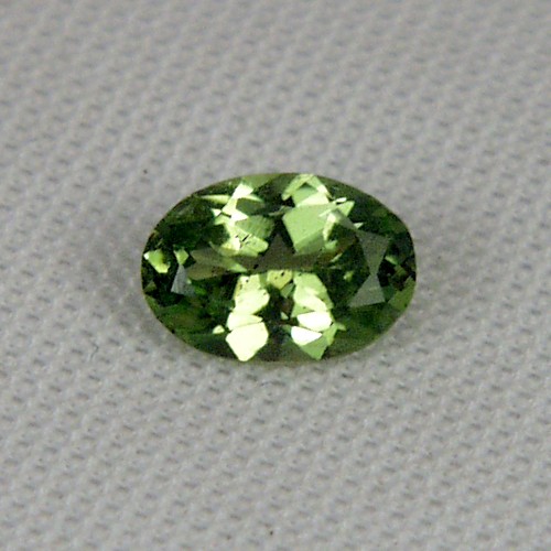  Bright and Pretty Oval Cut Arizona Peridot  Litnon.com