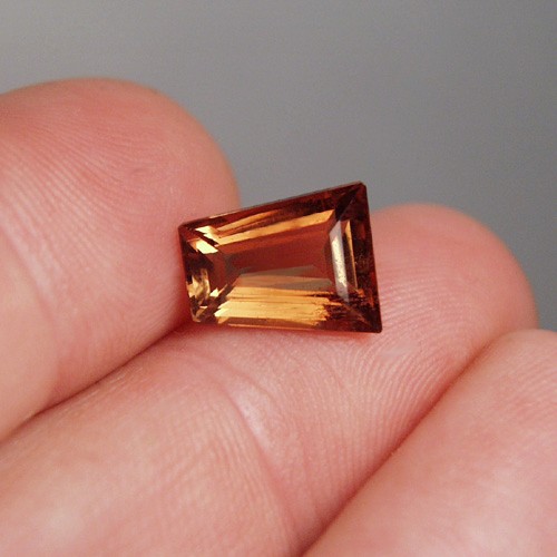 Rare Russian Precious Topaz 5.32 ct  Litnon.com