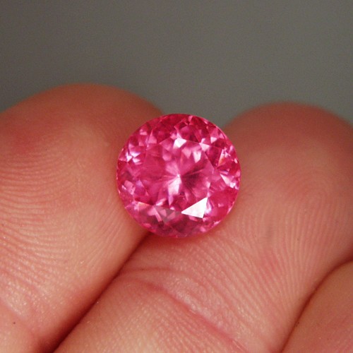 World Class Gem Color and Clarity Rhodochrosite 6.38ct  Litnon.com