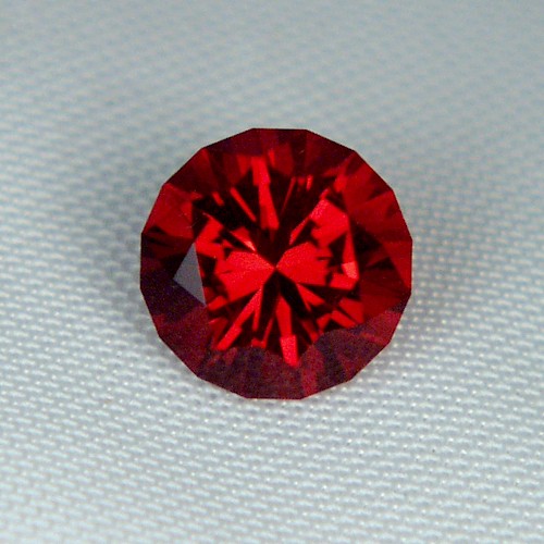 Premier Quality Special Stop Light Red Oregon Sunstone  Litnon.com
