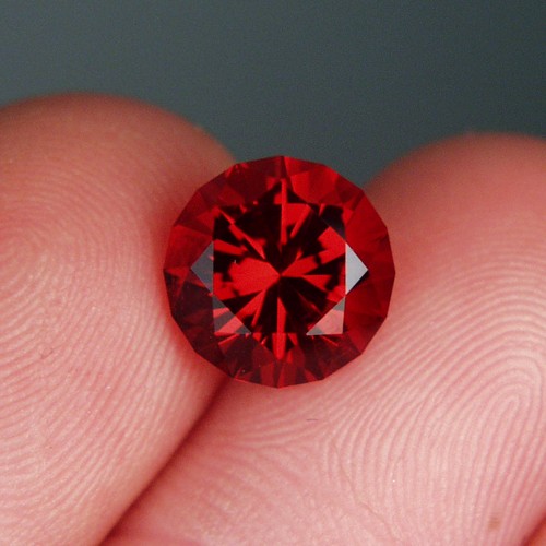 Premier Quality Special Stop Light Red Oregon Sunstone  Litnon.com