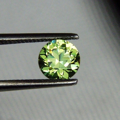  Top Quality Gem Brilliant Russian Demantoid Garnet  Litnon.com