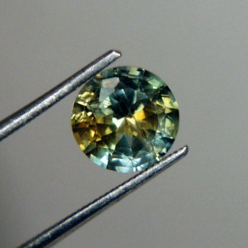 Unusual Bi-Color Bright Montana Sapphire 1.89ct  Litnon.com