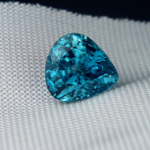 Special Color and Quality Blue Zircon Cambodia 6.69ct  Litnon.com