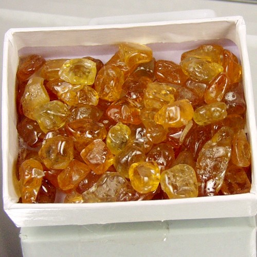 Quality Fine Color Montana Sapphire Facet Rough 145.50 ct  Litnon.com