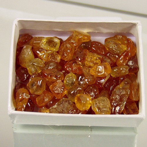 Quality Fine Color Montana Sapphire Facet Rough 145.50 ct  Litnon.com