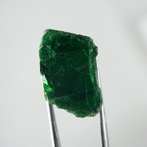 Quality Chrome Diopside Facet Rough Siberia 29.93ct  Litnon.com