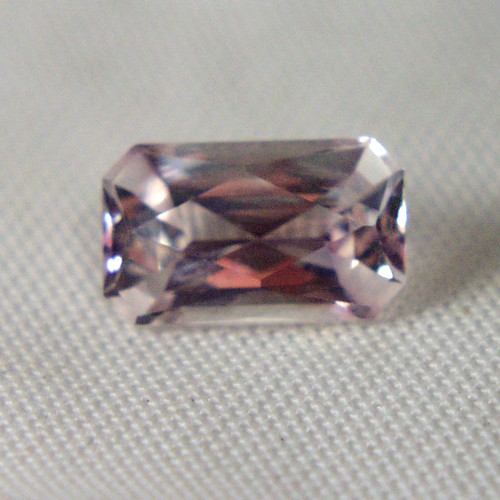 Big Light Lavender Pink Sapphire Sri Lanka 3.83ct  Litnon.com