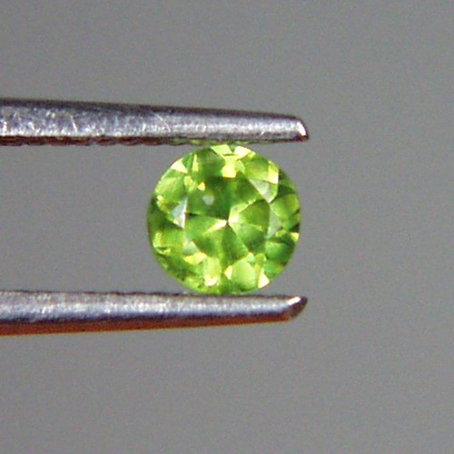 Neon Green Old Mine Russian Demantoid Garnet  Litnon.com
