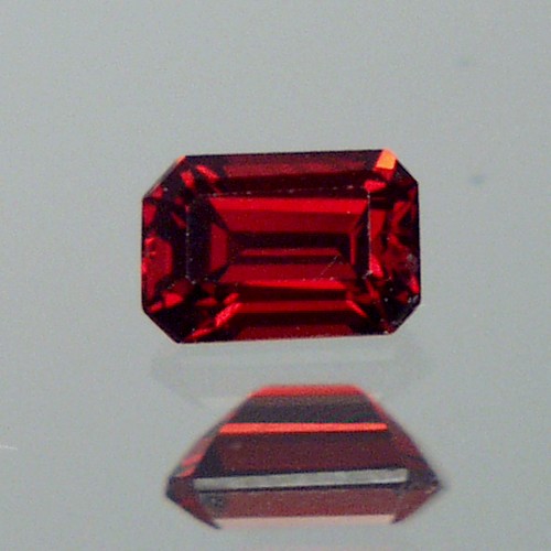 Fancy Cut Red Fire Crimson Color Umba River Garnet  Litnon.com