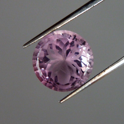 Unique Bolivia Amethyst with Spider Gemstone 4.85 ct  Litnon.com