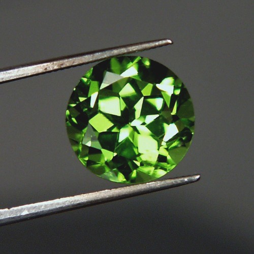 Top Gem Fine Cut and Color Pakistan Peridot 5.04ct  Litnon.com
