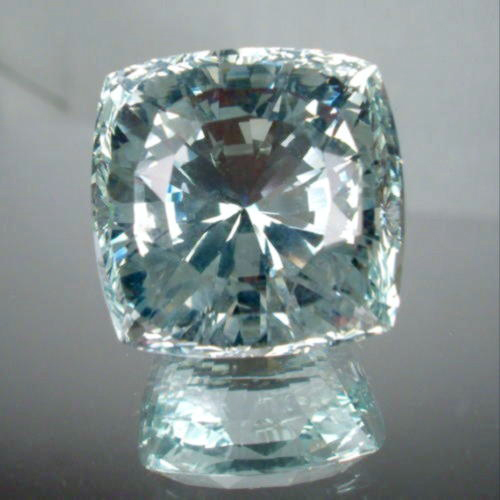 Huge Brilliant Light Green Beryl Brazil 39.51ct  Litnon.com