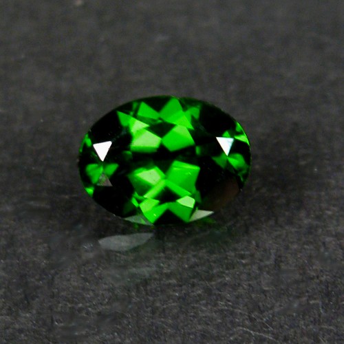  Extreme Green Top Cut Siberian Chrome Diopside  Litnon.com
