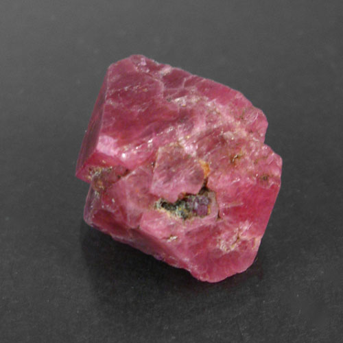 Double terminated Pink Vietnam Spinel Crystal Vietnam 23.70ct  Litnon.com