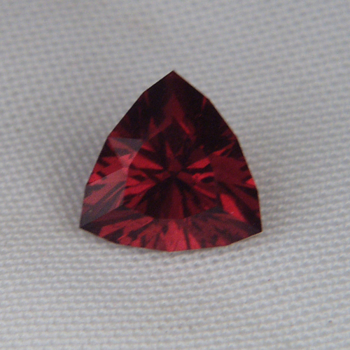 Top Cut and Color Tanga Rhodolite Garnet Tanzania  Litnon.com