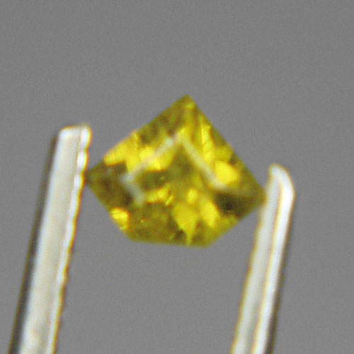 Horsetail Inclusions Russian Demantoid - Topazolite Garnet Litnon.com