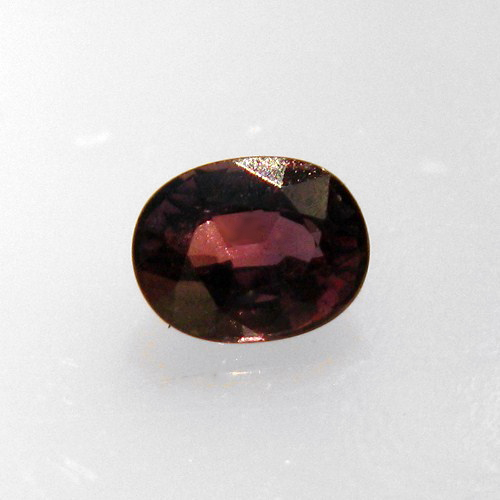  Rare Color Change Garnet Sri Lanka 0.90 ct  Litnon.com