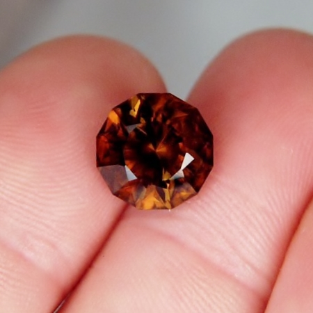 USA Cut Brilliant Chocolate Sphene Madagascar 6.02 ct  Litnon.com