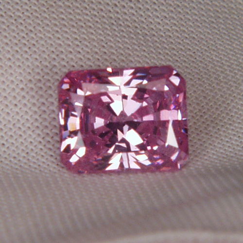 Fine Cutting Intense Pink Cubic Zirconia  Litnon.com