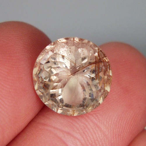 * Unique Spider Cut Rutile Quartz Gemstone 8.97ct  Litnon.com
