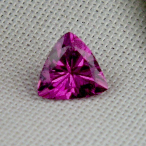 Hot Color Natural Pink Ceylon Sapphire  Litnon.com