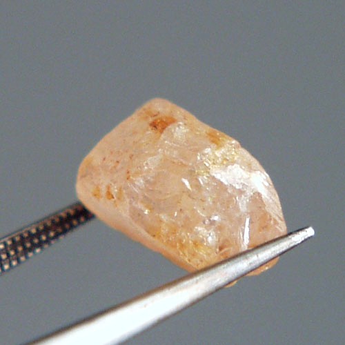 Quality Untreated Umba Sapphire Facet Rough  Litnon.com