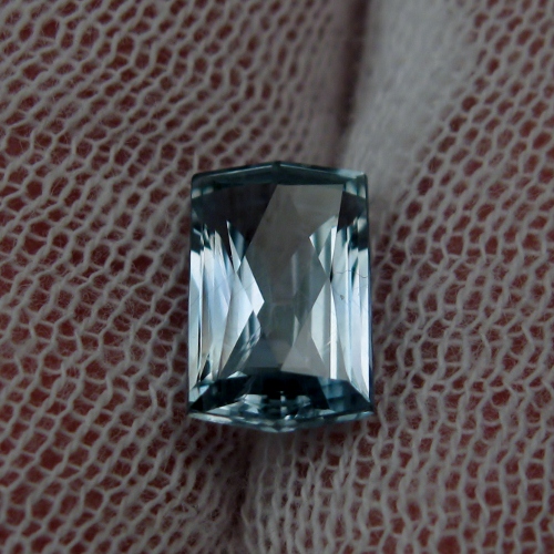 Unheated Light Blue Montana Sapphire 3.05 ct  Litnon.com
