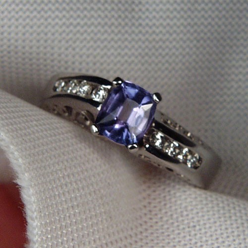 Quality Tanzanite Diamond 14 kt White Gold Ring  Litnon.com
