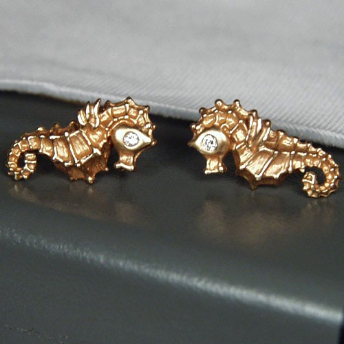 Estate 14kt Sea Horse Diamond Eyes Earrings  Litnon.com